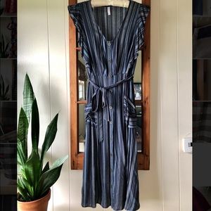 Striped Button Front Midi Dress with Pockets 🤗